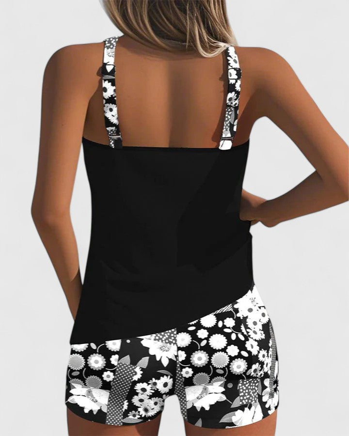 Aurianna | Chic Swimwear for Poolside Elegance