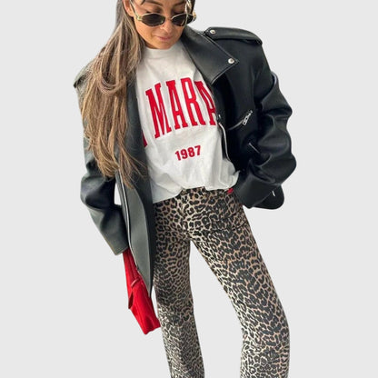 Chandra - Retro Leopard Print Jeans for Every Occasion