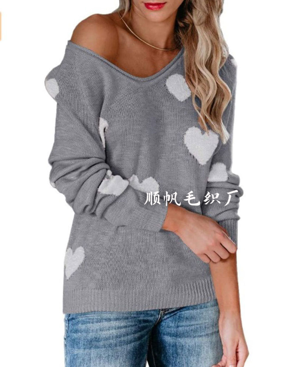 Charming Heart-Pattern Knit Sweater for Everyday Wear