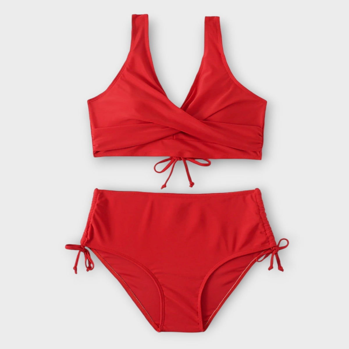 Chic 2-Piece Bikini Set for Beach & Pool