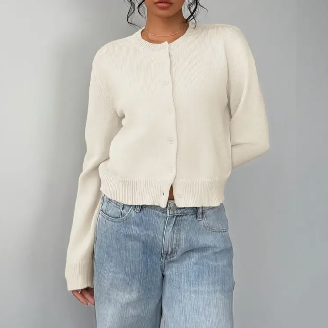 Chic Cropped Button Cardigan – Cozy Knit for Everyday Style