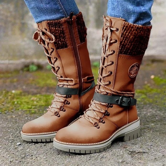 Chic Lace-Up Winter Boots for Stylish Adventures