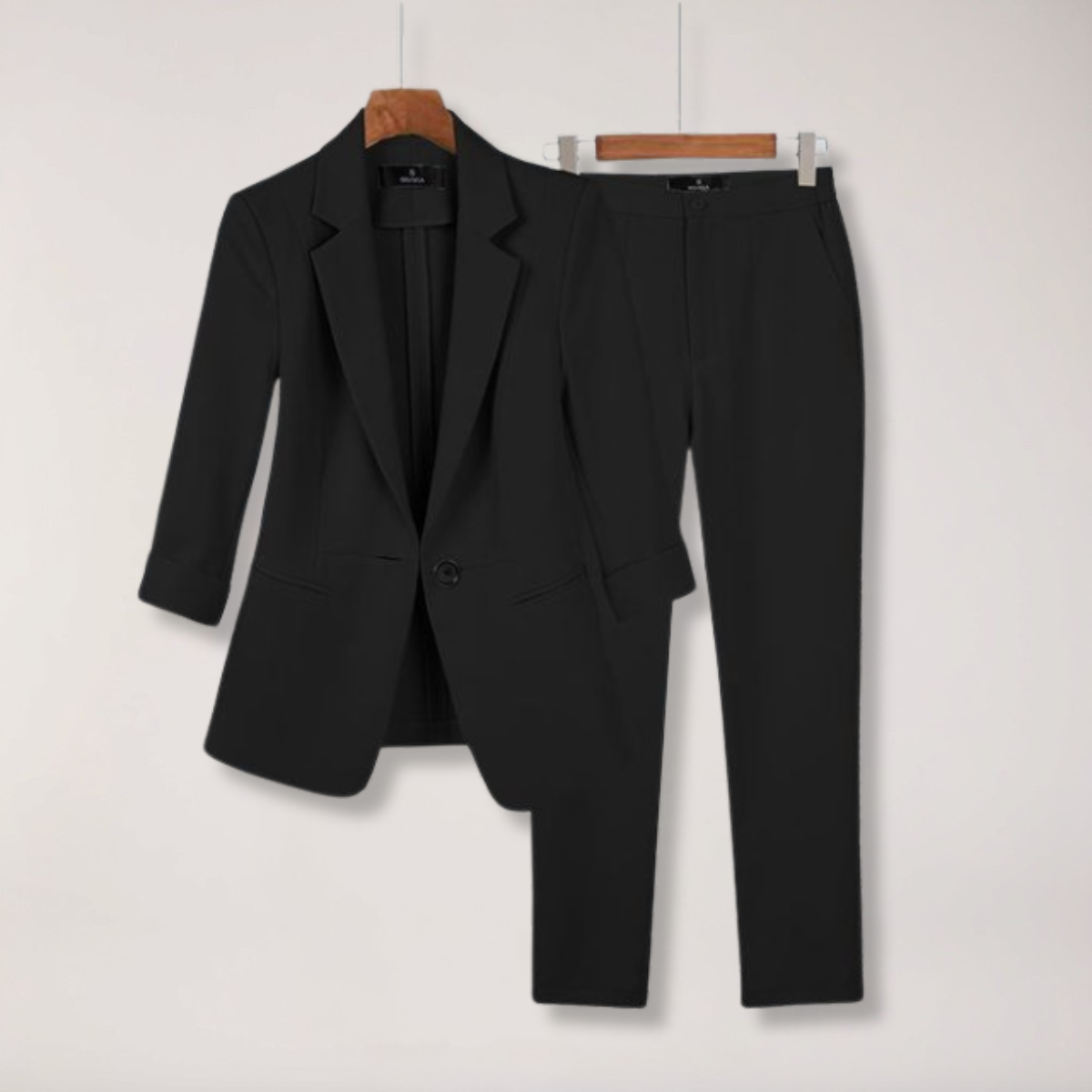 Chic Women's Blazer and Trousers Set for Office and Events