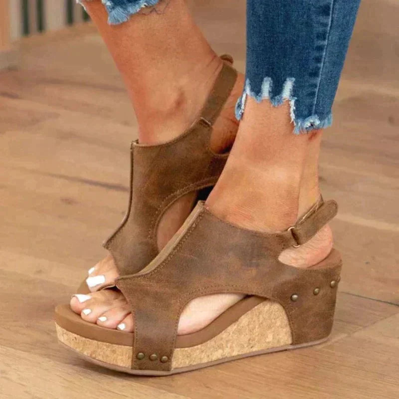 Chic Women's Wedge Sandals for Any Occasion