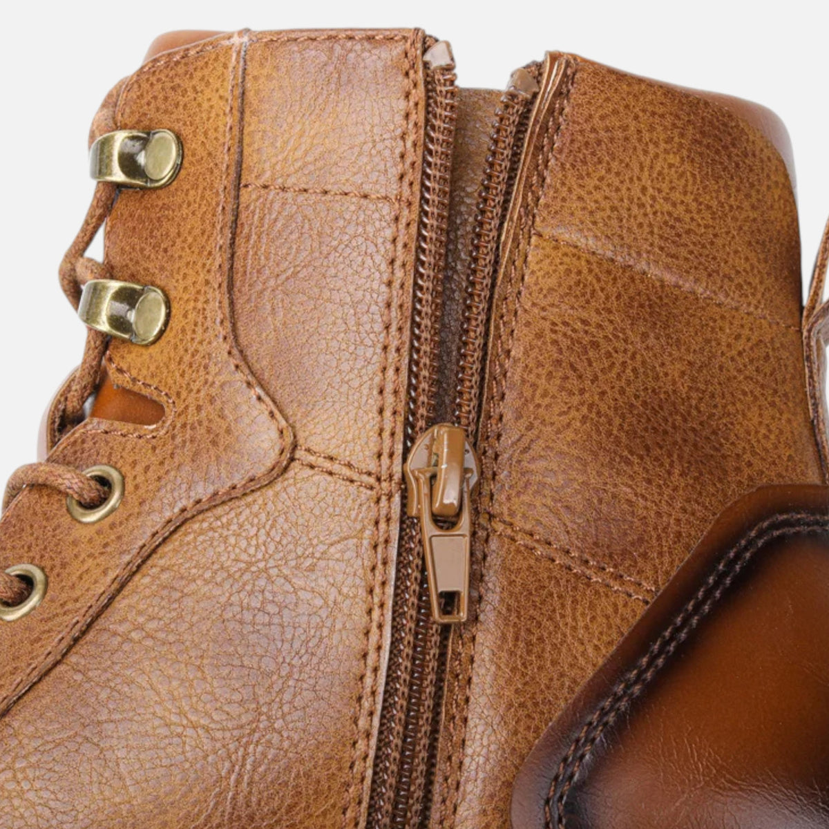 Men's Boots Retro Lightweight Round Toe Clean Silhouette with Lace Up