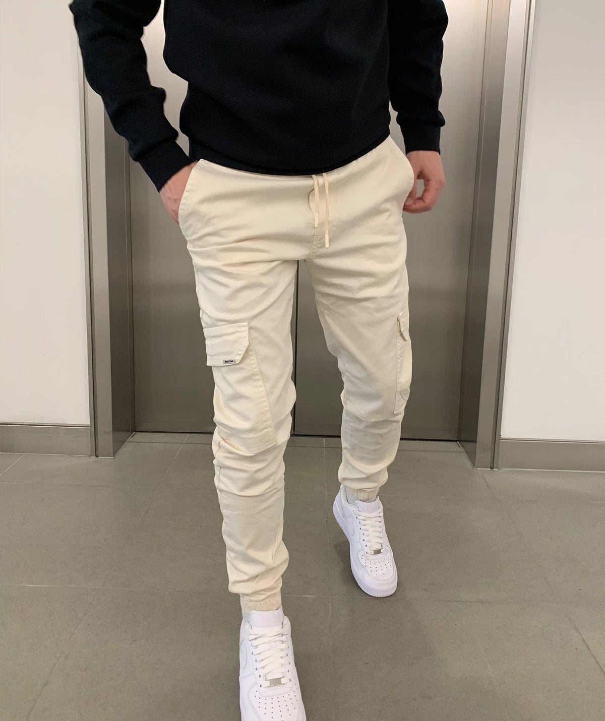 Men's Cargo Jogger Pants | Elastic Waistband & Functional Pockets