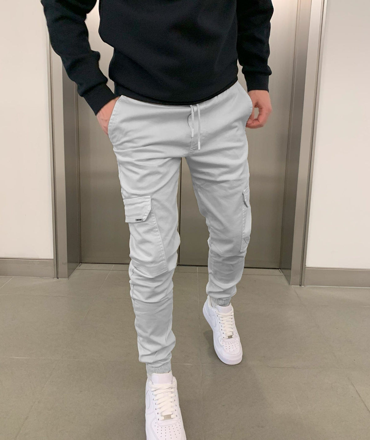Men's Cargo Jogger Pants | Elastic Waistband & Functional Pockets