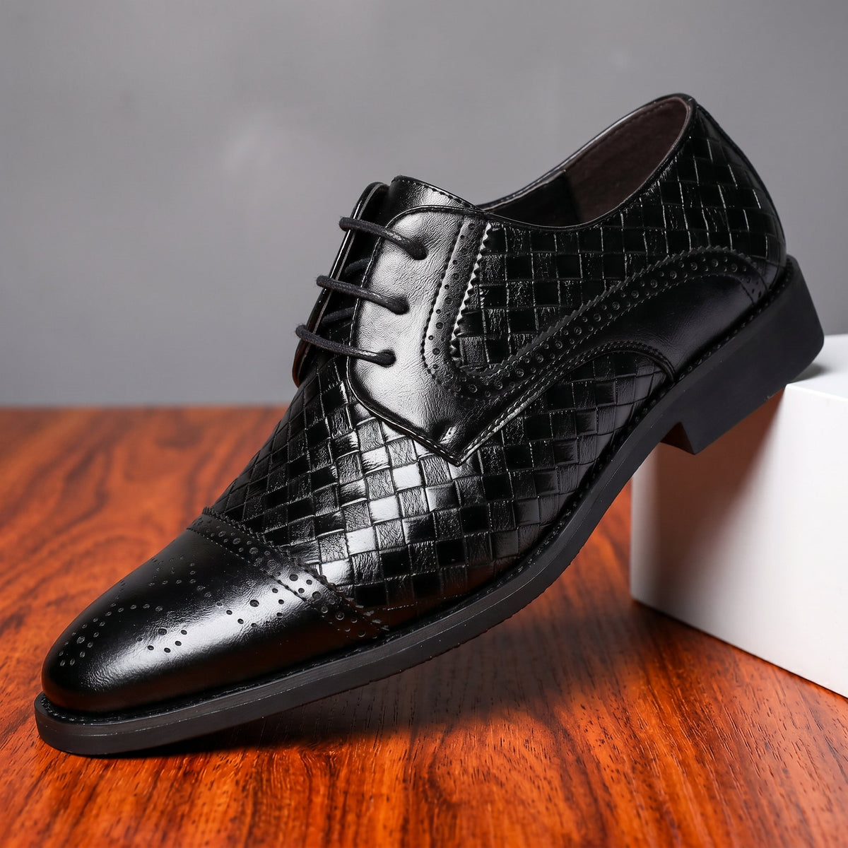 Men's Derby Brogue Shoes Cushioned Wingtip Dress Shoes