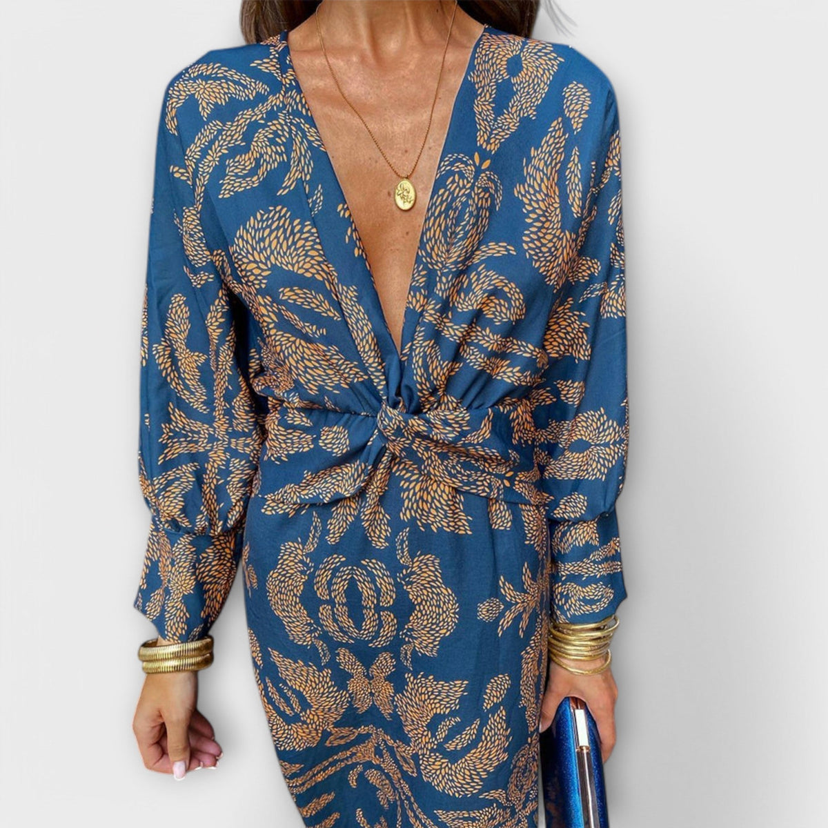 Oriana - Chic Long Sleeve Dress for Any Occasion