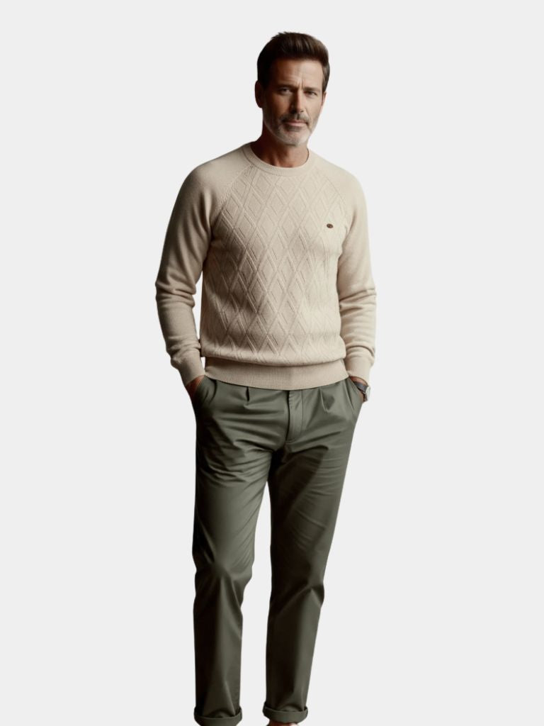 Men's Minimalist Knit Sweater Tailored Fit Pullover 3