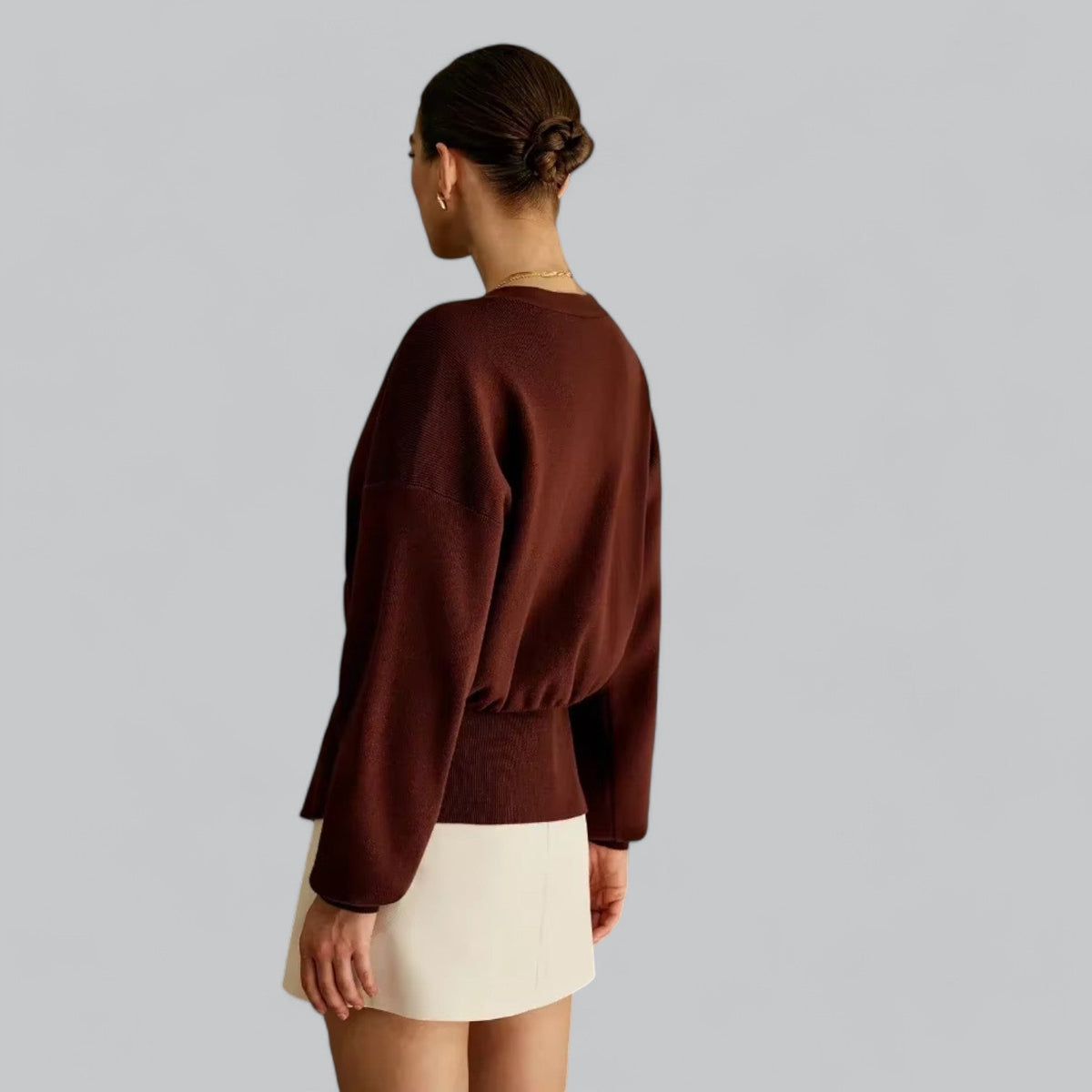Stylish V-Neck Women's Cardigan for Any Occasion