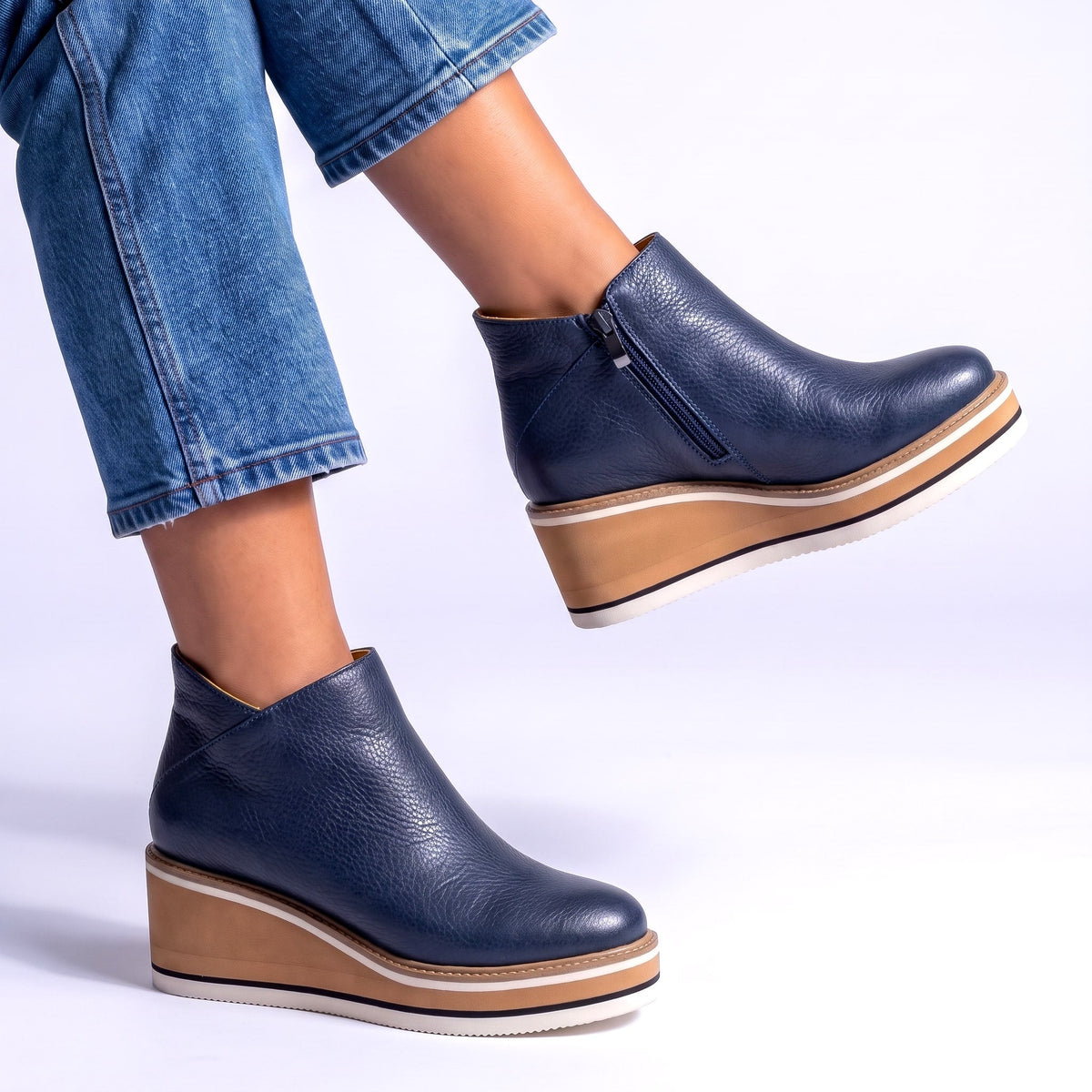 Women's Boots Wedge Heel Rounded Toe Broad Base with Contrast Sole