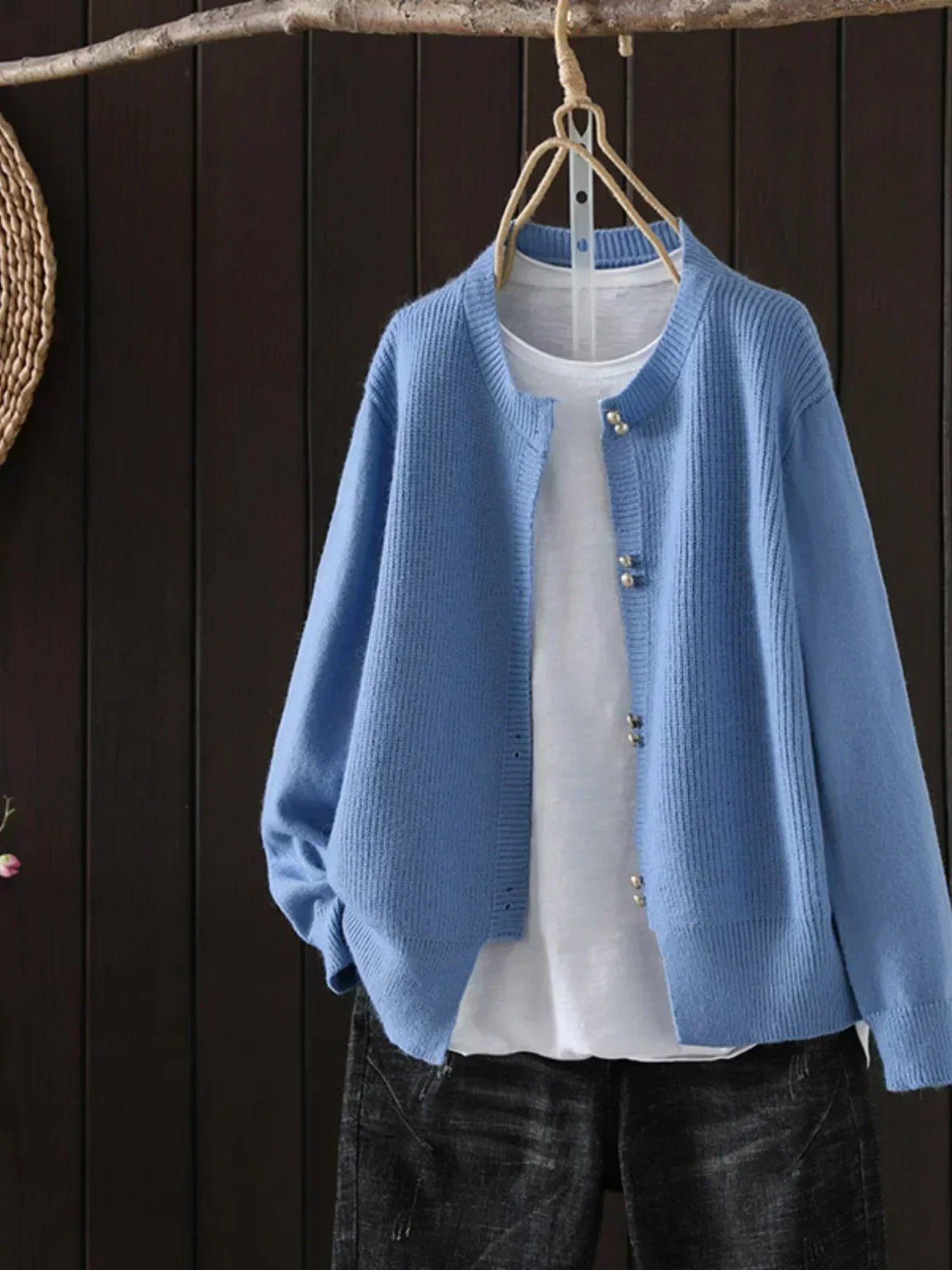 Women's Cardigan | Relaxed Fit & Seasonal Comfort