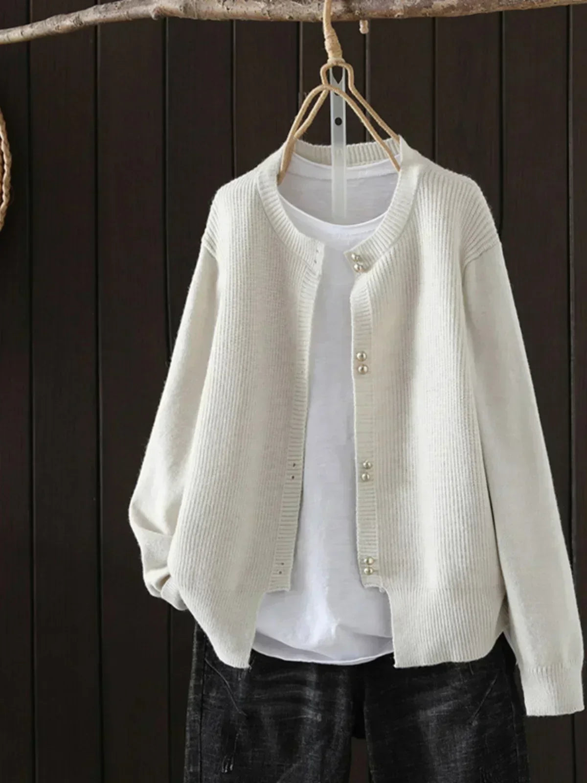 Women's Cardigan | Relaxed Fit & Seasonal Comfort