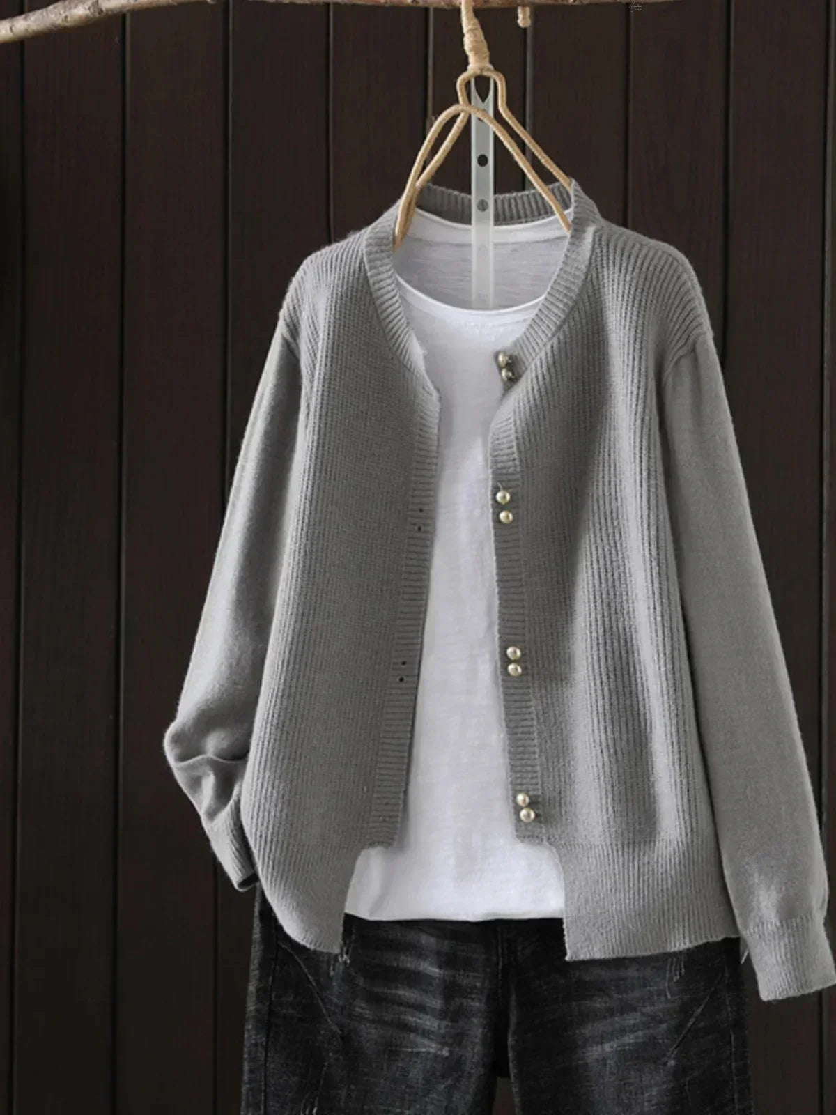 Women's Cardigan | Relaxed Fit & Seasonal Comfort