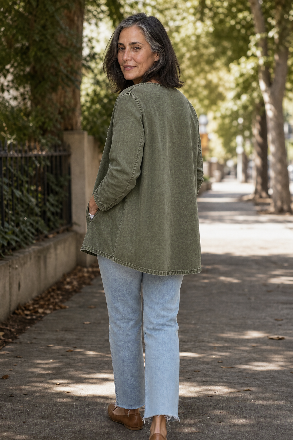 Women's Jacket | Lightweight & Relaxed Fit