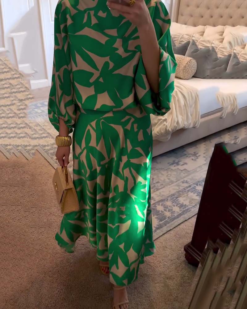 Women's Long Sleeve Dress | Printed Flowing Midi