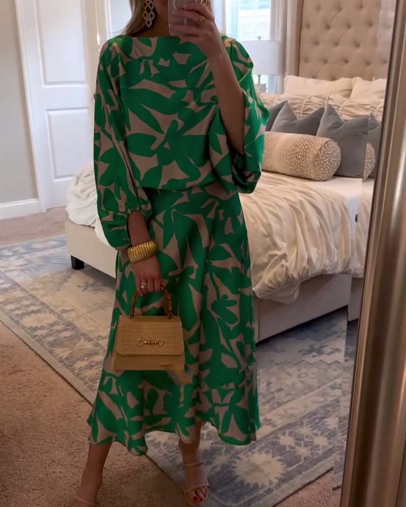 Women's Long Sleeve Dress | Printed Flowing Midi