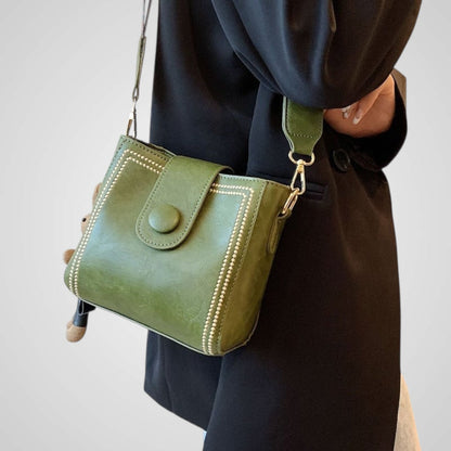 Women's Retro Shoulder Bag | Adjustable Strap & Spacious Design