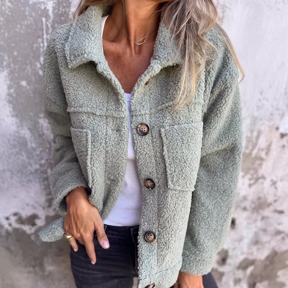 Women's Shirt Jacket Boxy Cropped Button Through with Chest Pockets