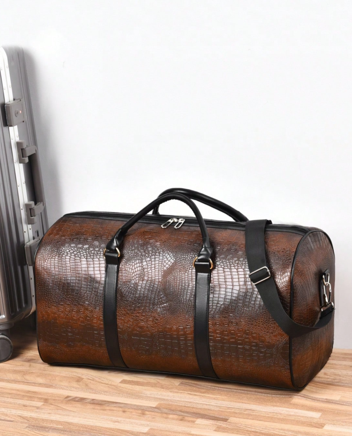 Women's Travel Duffle Bag | Structured & Spacious