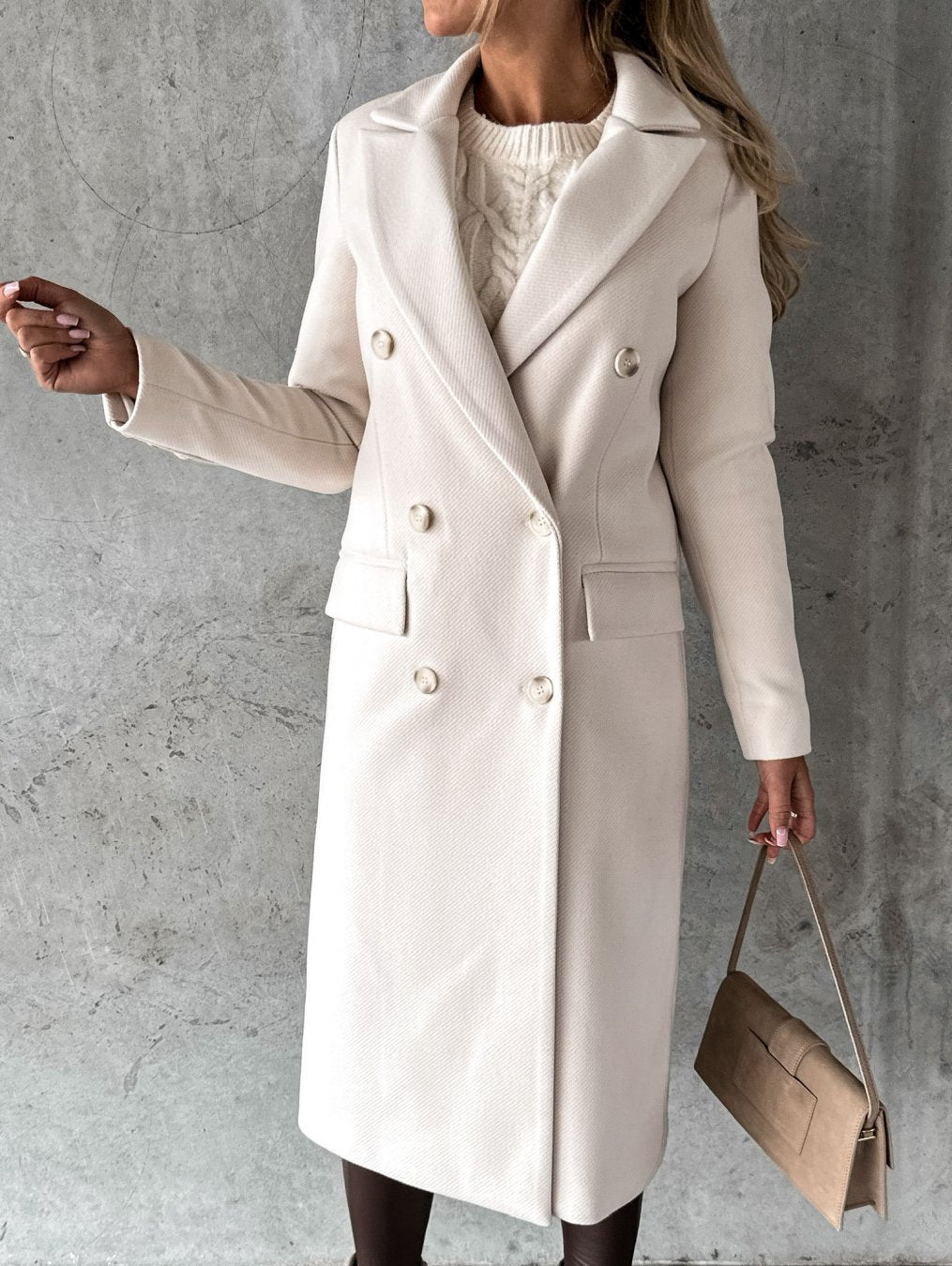 Women's Winter Coat | Fitted Silhouette & Warm Comfort