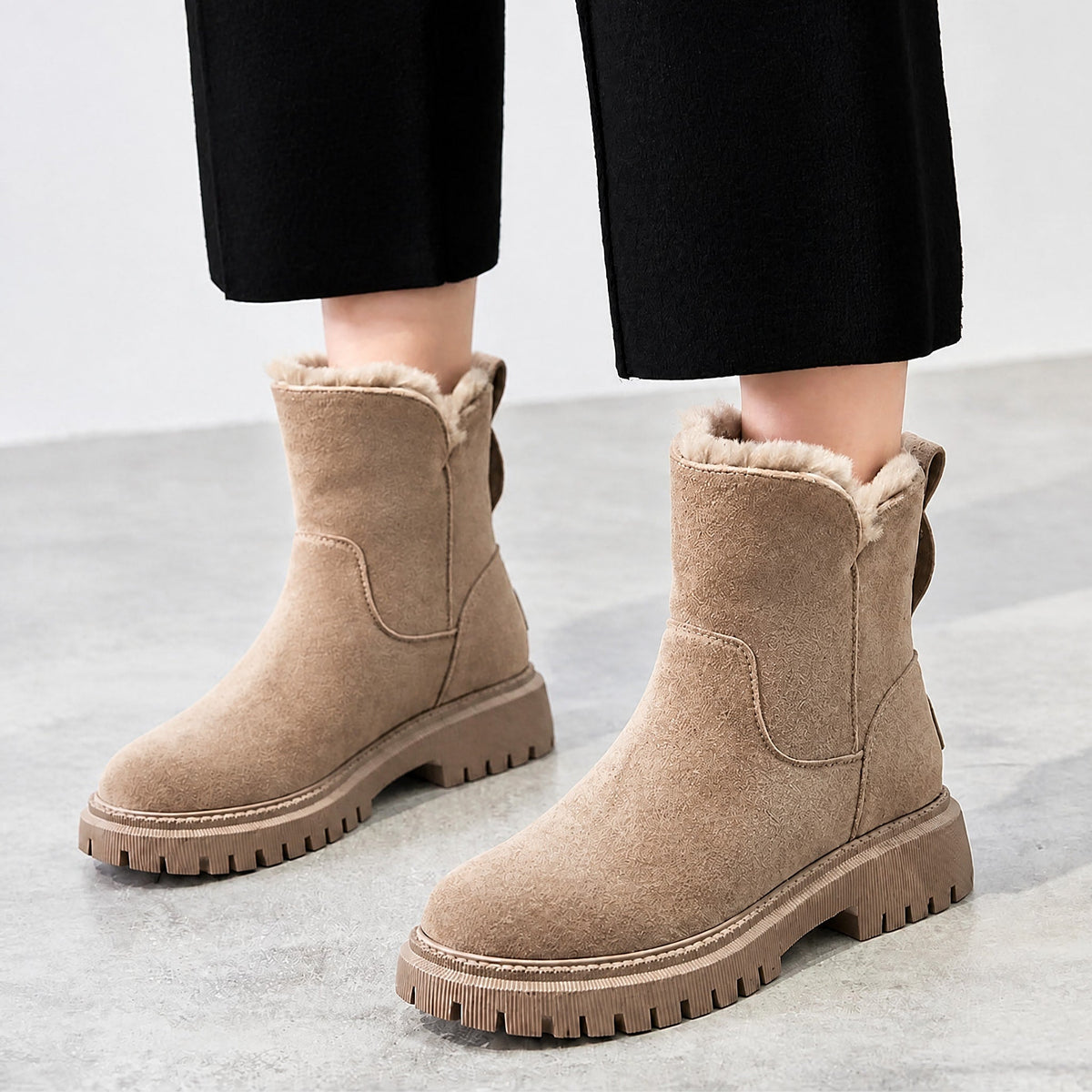 Chloe - Women's Cosy Winter Ankle Boots with Chunky Sole and Zip Closure - Boots - Khaki - Davies & Cooper