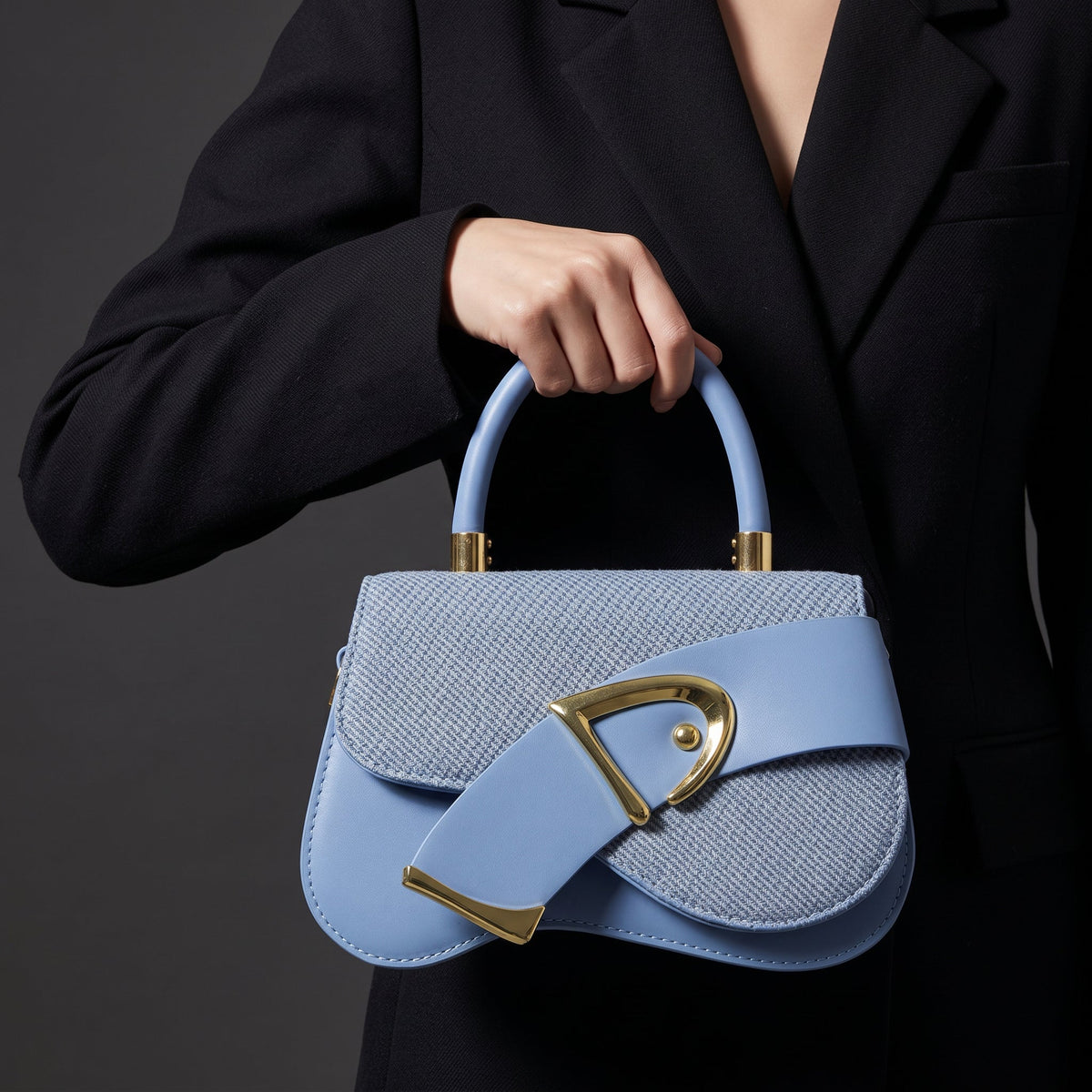Women's Crossbody Bag Adjustable Strap Statement Buckle 7